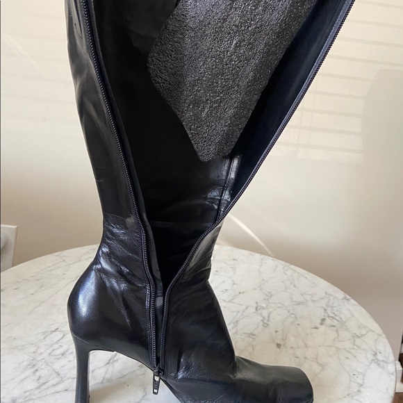 Size 8.5 Black Leather Square Toe Nine West Boots - Picture 10 of 14
